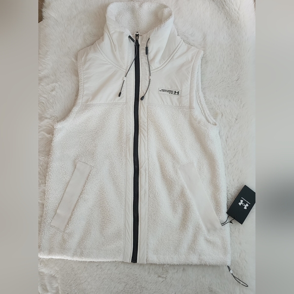 🥰 UNDER ARMOUR WOMEN'S UA MISSION VEST SZ XS - Picture 2 of 11